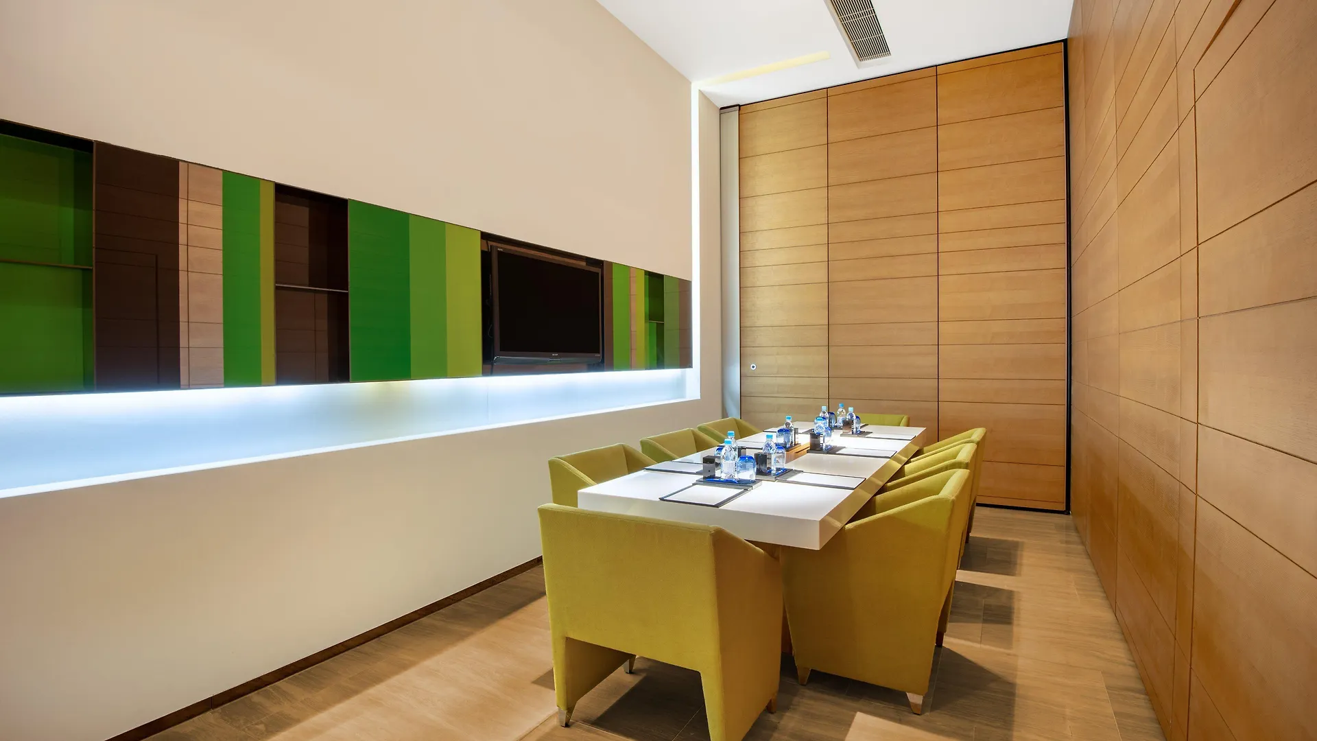 Holiday Inn Express Hong Kong Kowloon East, An Ihg Hotel